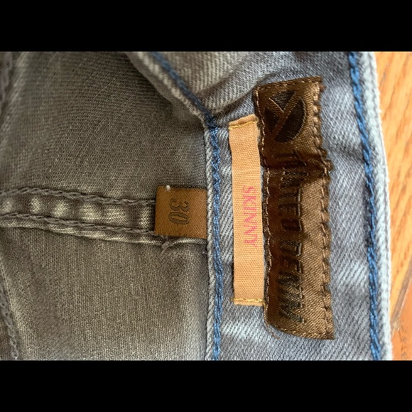 Men’s grey jeans size 30 - Picture 3 of 4